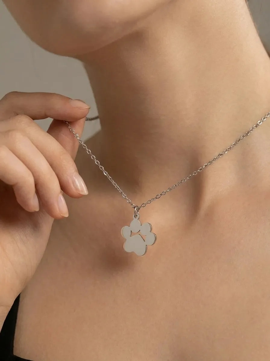 Elegante Silberpfoten-Halskette – Edelstahl