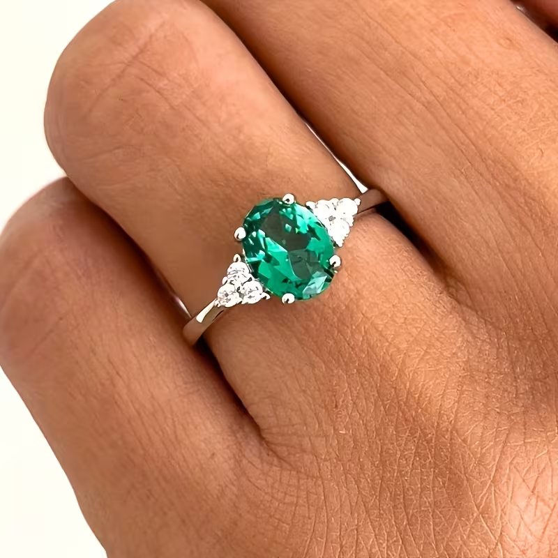 Eleganter Smaragd-Zirkonia Versprechensring