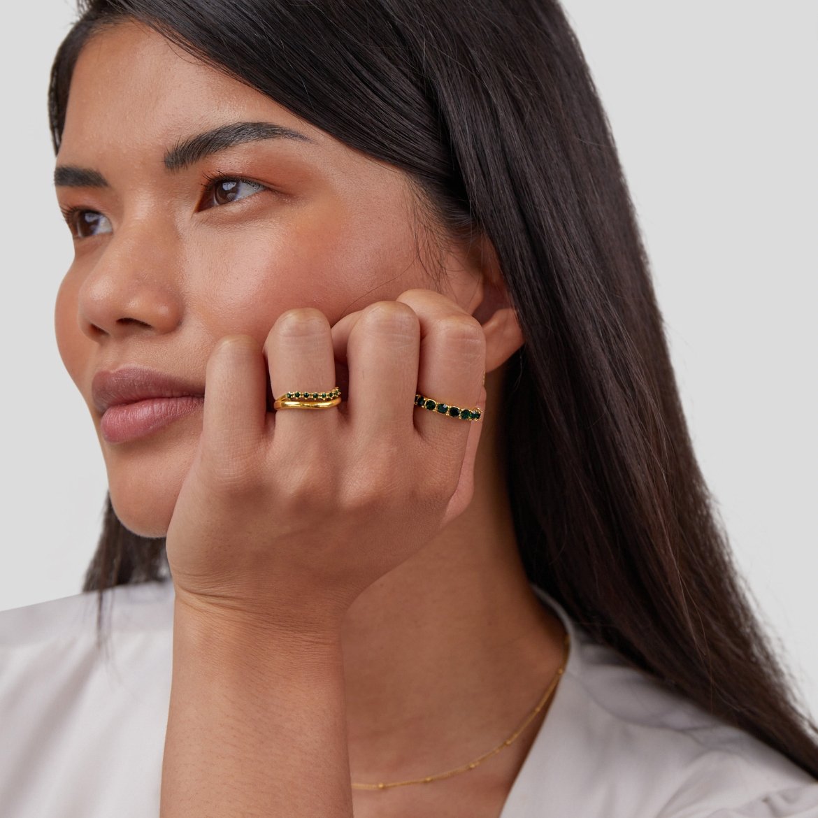 Mary - Smaragdgrüner Geschichteter Ring