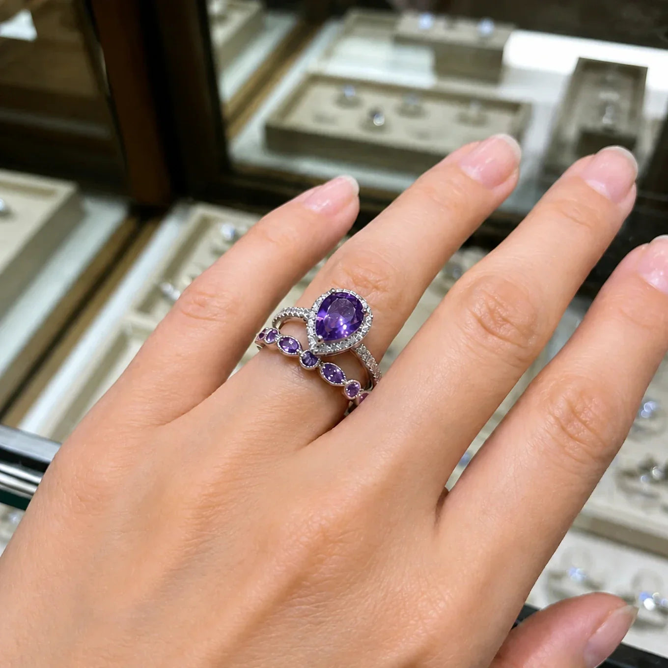 Elegantes Tropfen-Amethyst-Gold-Set