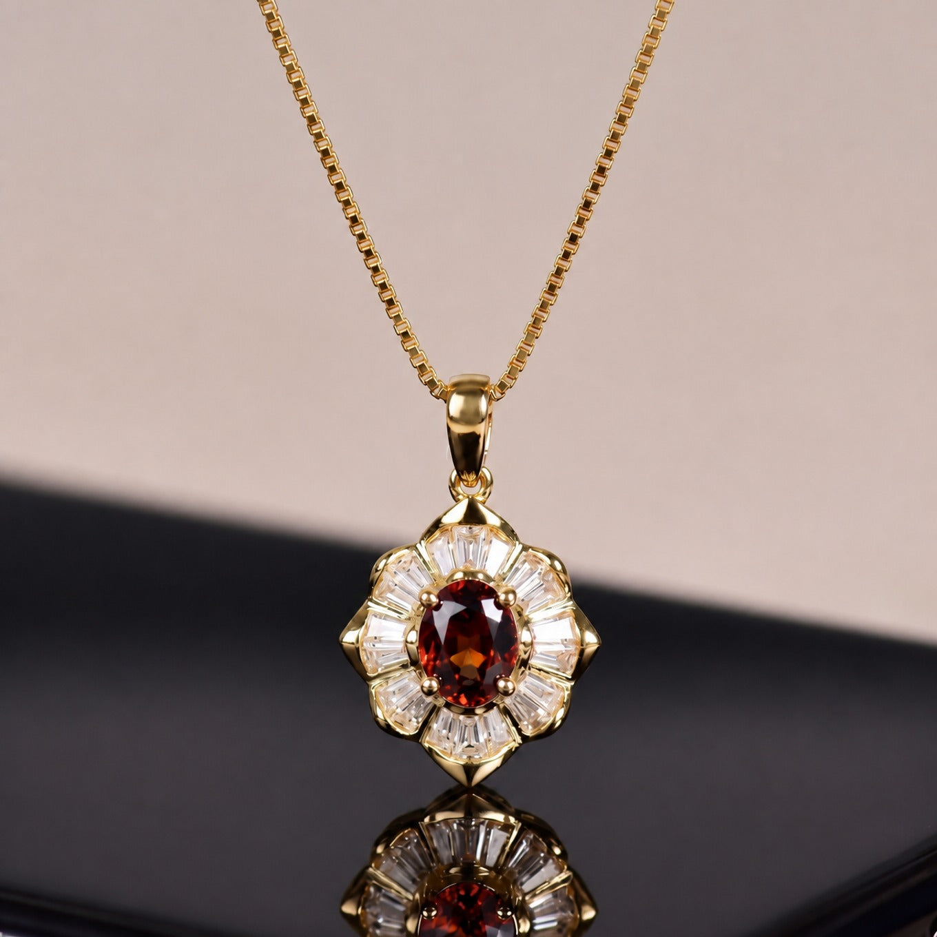 Elegante Rotgold-Halskette